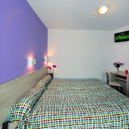 Hotel Saint Contard Лурд Экстерьер фото