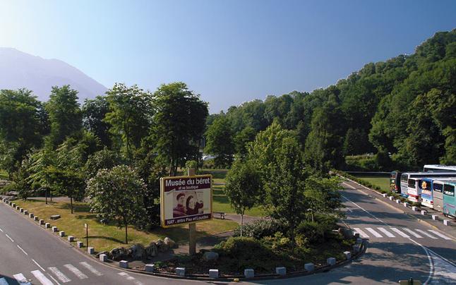 Hotel Saint Contard Лурд Экстерьер фото